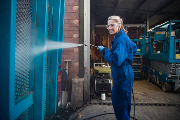 Best Factory Floor Cleaning  in Siesta Shores, TX